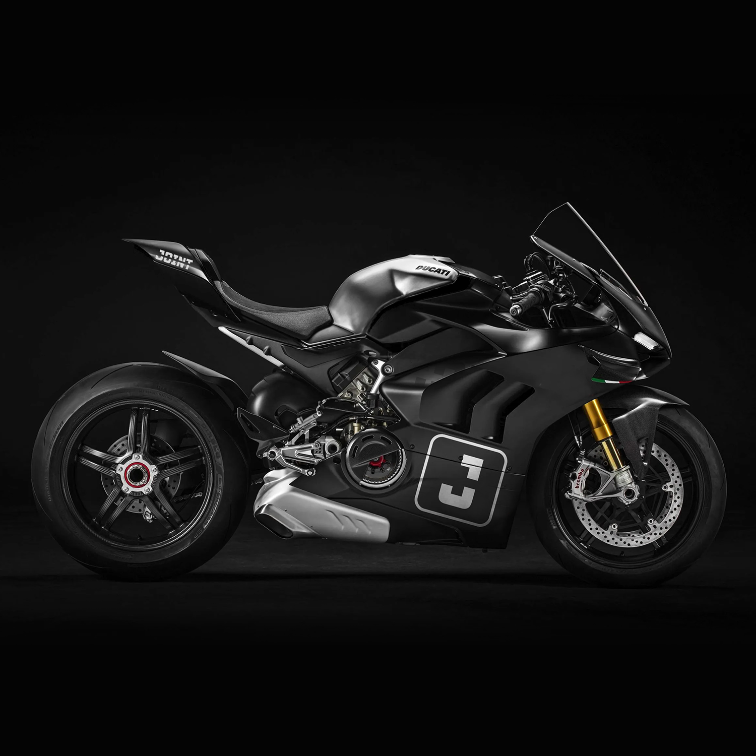 Joint x Ducati - Panigale V4R